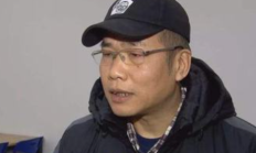 极速电竞官网:马德兴谈国足：最大败笔就是防守型中场的位置上，选择黄政宇首发