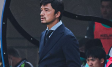 极速电竞下载:亚泰主帅谢晖下课，在商谈解约事宜，球队11轮1胜中超垫底
